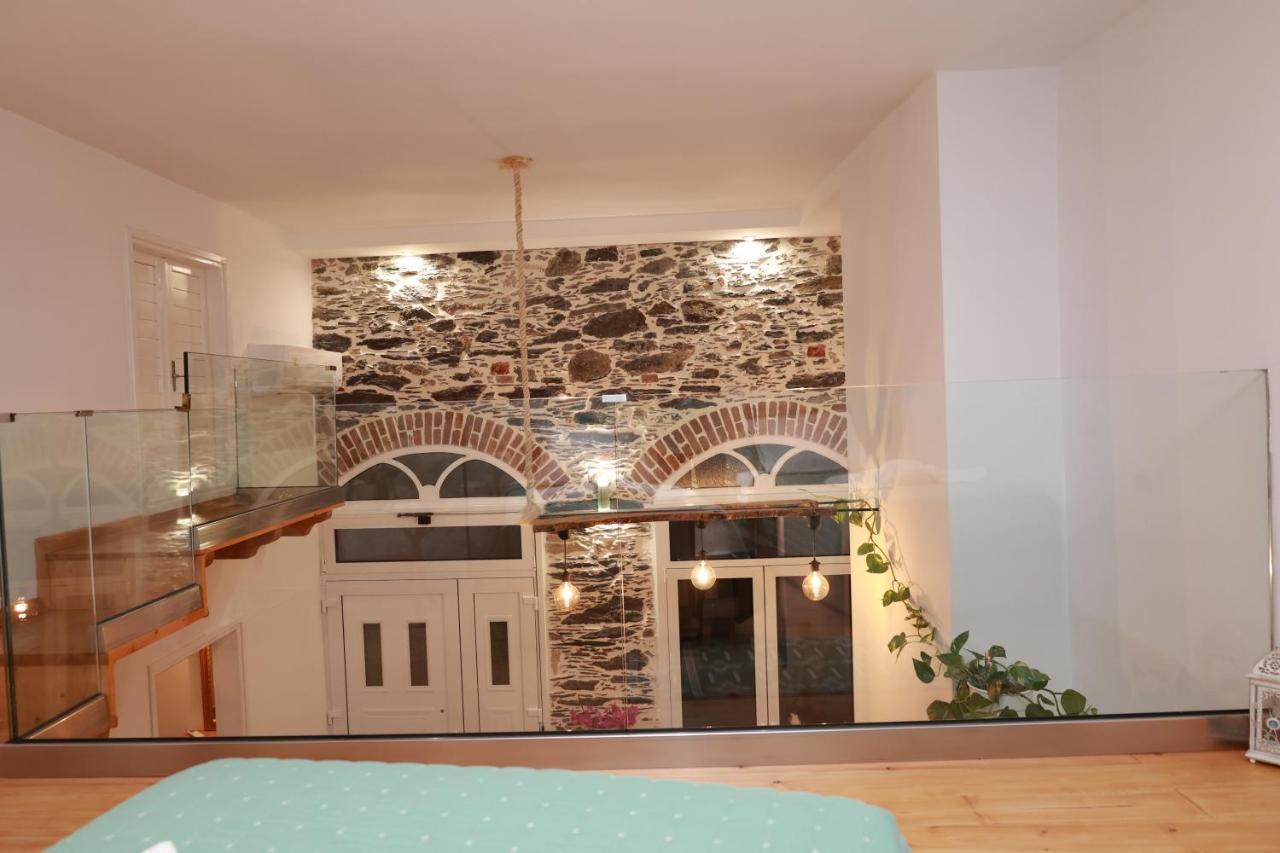 Cane'S Family Guest House Plomari Dış mekan fotoğraf
