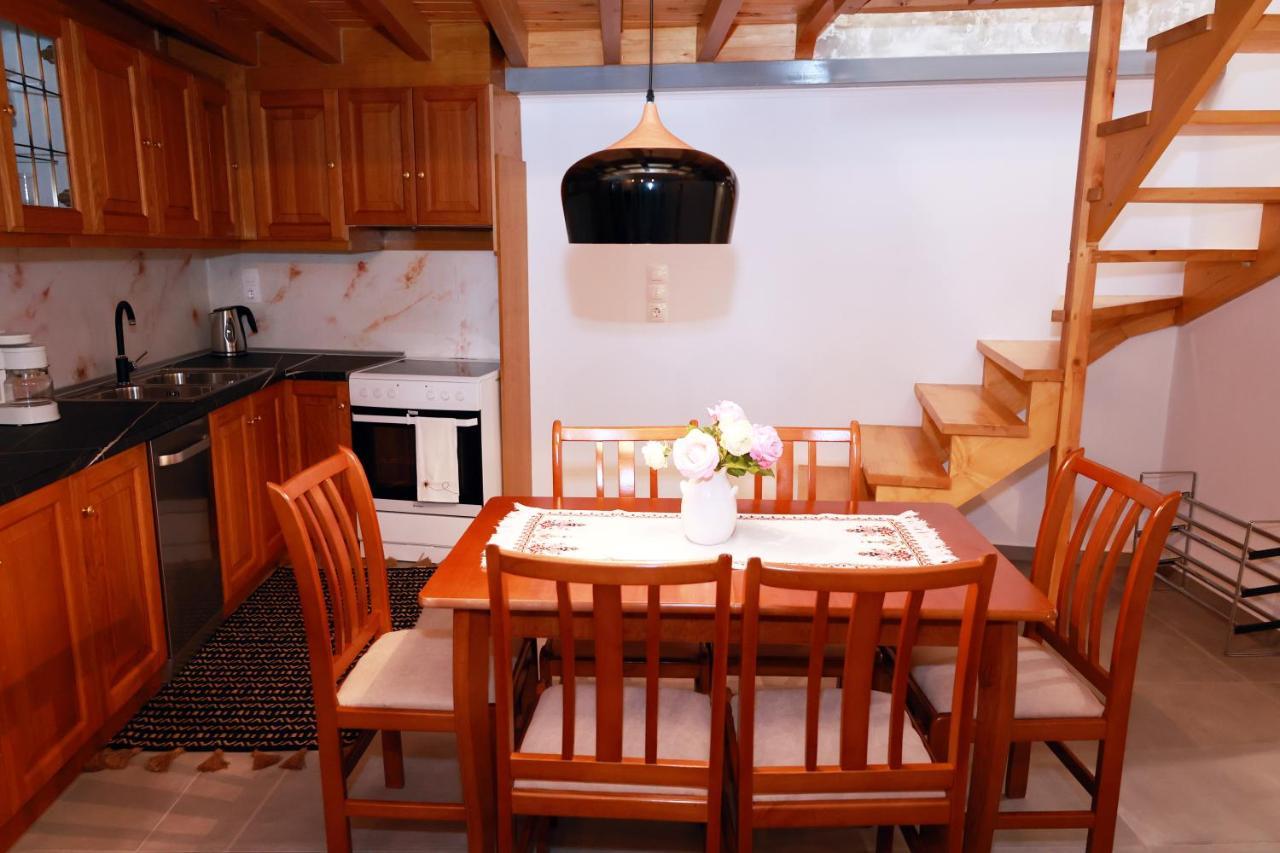 Cane'S Family Guest House Plomari Dış mekan fotoğraf